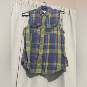 GILLY HICKS CUTOFF/SLEEVELESS FLANNEL TOP